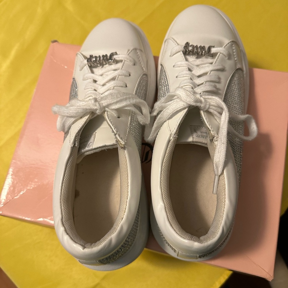 Juicy Couture Dorothy White Rhinestone Bling Sneaker-sz 9.5 - Picture 8 of 10